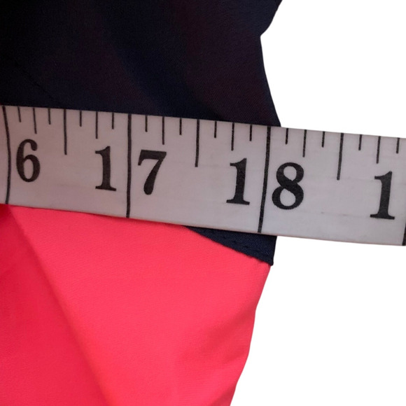 Brooks Jacket Women's Small Essential Run II Night Gear Reflective Zip Pockets - Picture 7 of 8